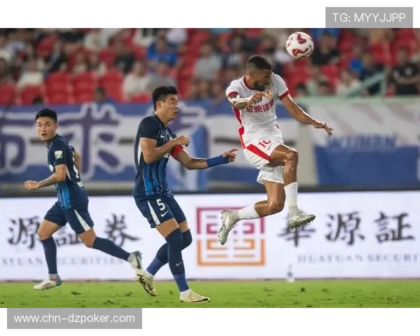 萨尔瓦多与奥莫伊胡安弗展开激烈争顶 互不相让